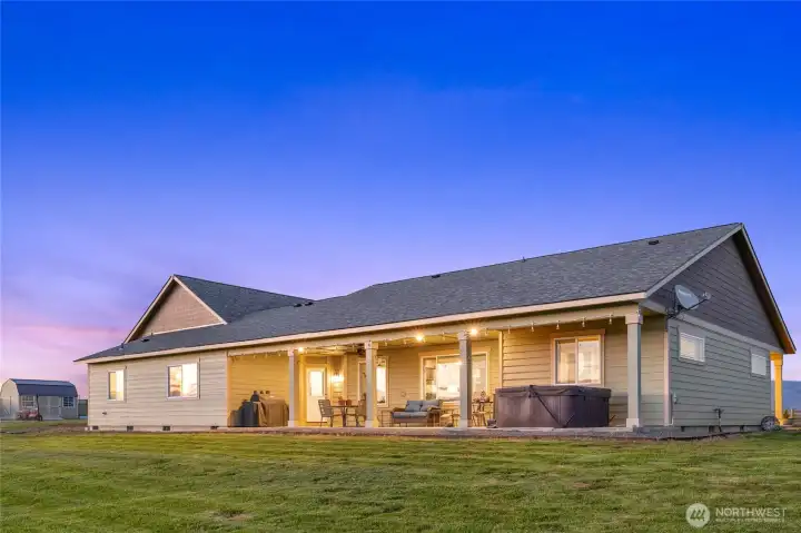 Enjoy the covered patio for those evening Barbeques.