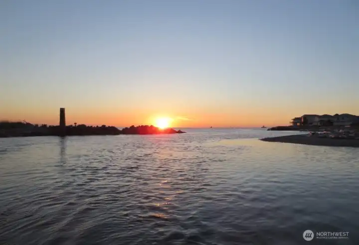 Heading out to check Crabpots