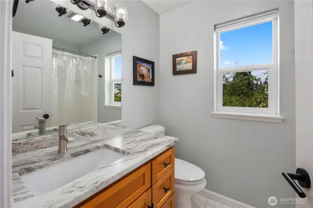 Primary En Suite