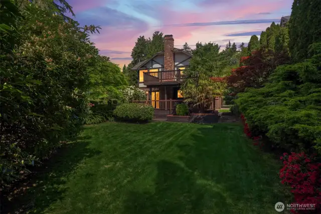 15,642 SF Lot