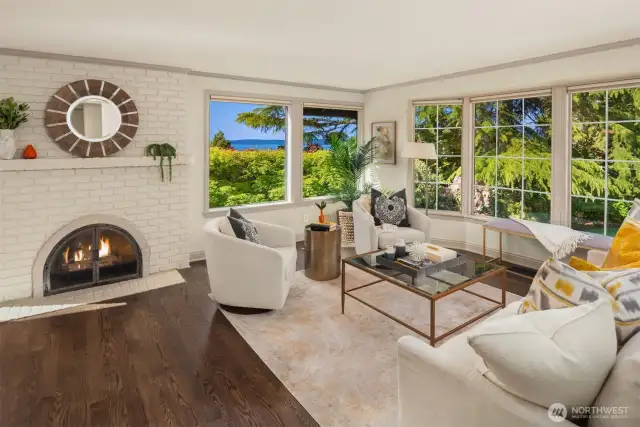 Great natural light and wood burning fireplace