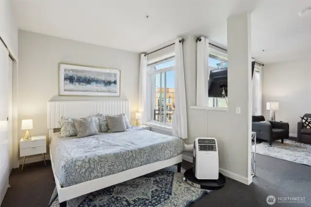 Bedroom with Air Condiditioning and abundant natural light