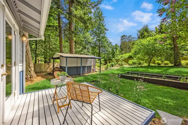 2.5+ acres of serenity.