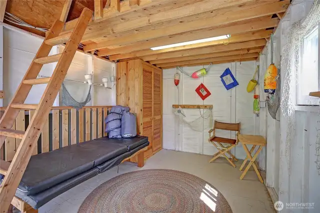 The loft was built to support 2 more heads in beds, including reading lights!