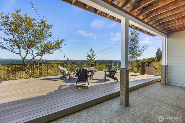 The lower level covered patio & grand Trex deck further expand your enjoyment and entertaining options!