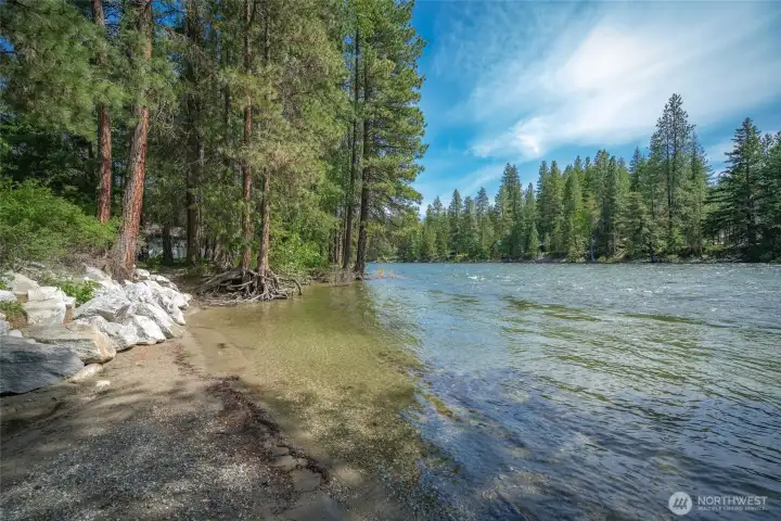 Private Ponderosa river access