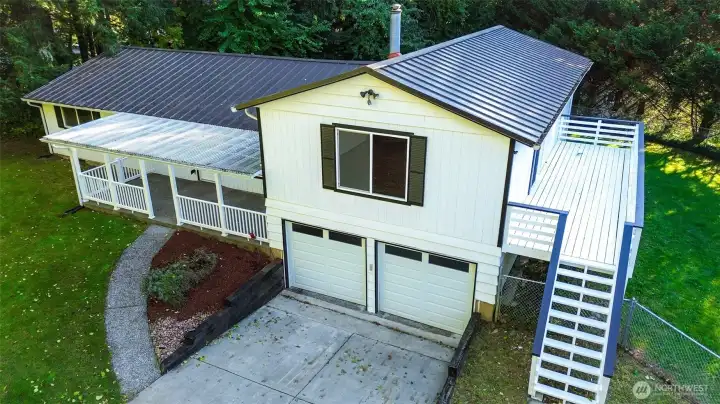 New metal roof in 2022