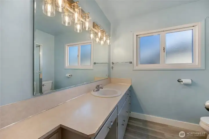 Main bathroom