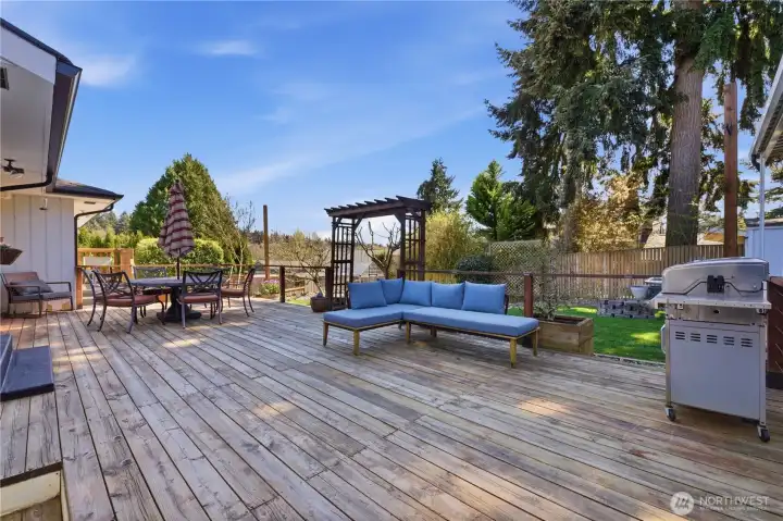 Spacious deck with so much room to entertain