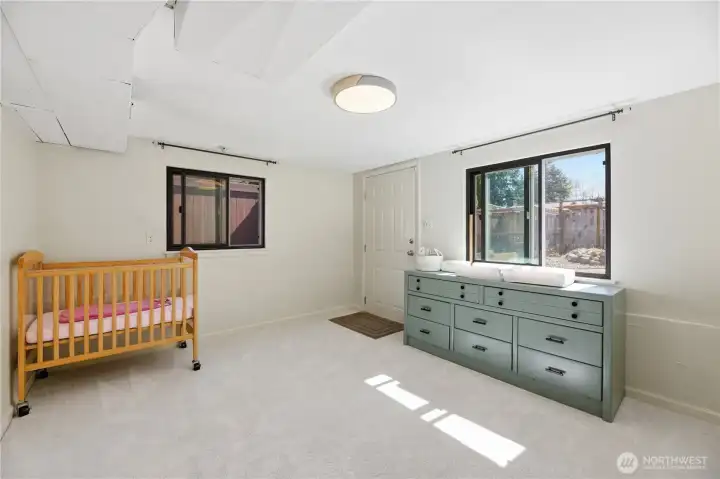 Separate room in lower level with separate entrance, could be turned into a full kitchen for multi-generational living