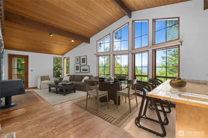 Wall of windows that frame the majestic Mount Baker.