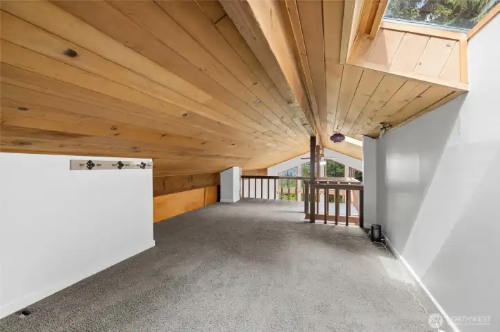 Upper level loft