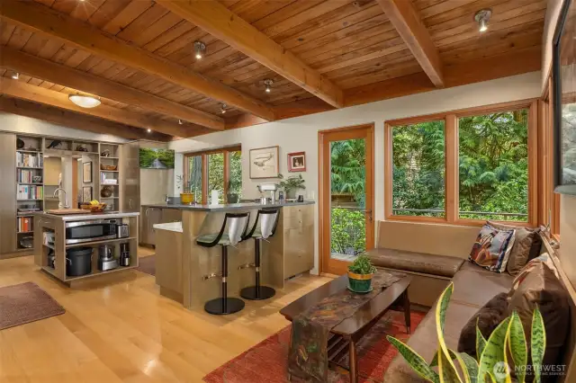 Check out the gorgeous ceiling here.