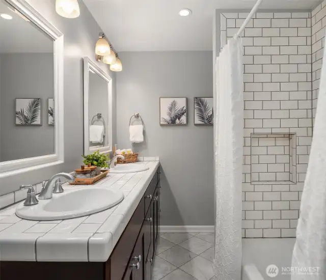 Jack-b-Jill bathroom with 2 sinks and beautiful subway shower!