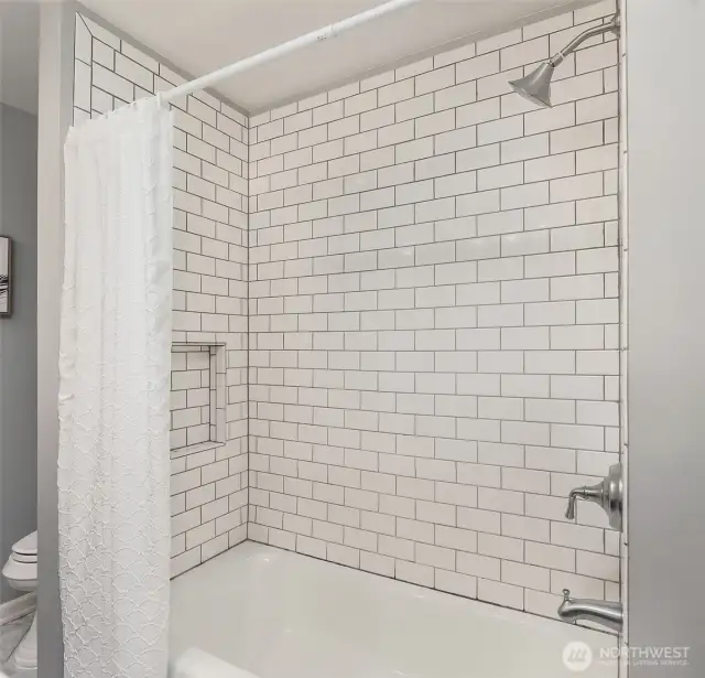 Shower detail