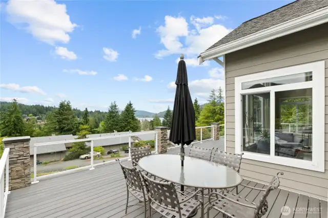 Fabulous wrap around view deck with multiple access points