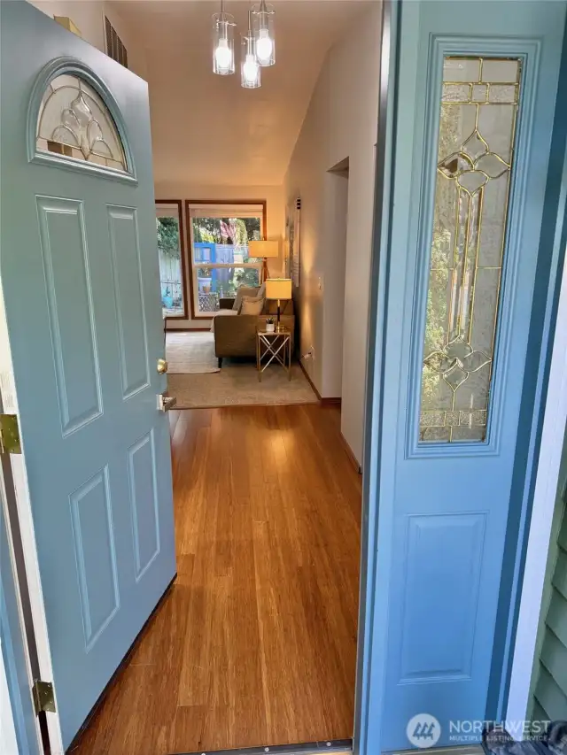Arched glass door and sidelight