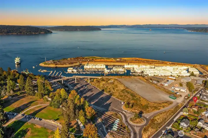 This is truly a rare opportunity to live in close proximity to the great amenities this location offers. Oh so quiet, yet oh-so close to everything Point Defiance, Point Ruston and Tacoma have to offer.
