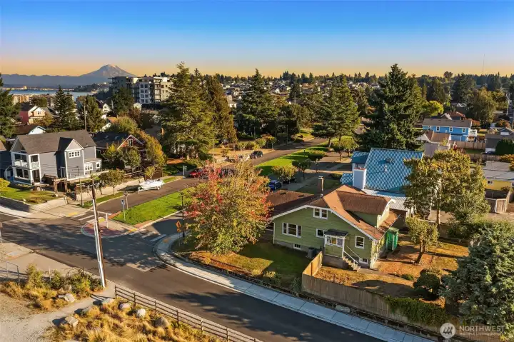 This wonderful Craftsman home has been meticulously cared-for and upgraded with sensitivity and discerning taste over the years. Great corner lot in the premier location in Ruston!