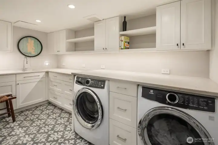 Secondary laundry