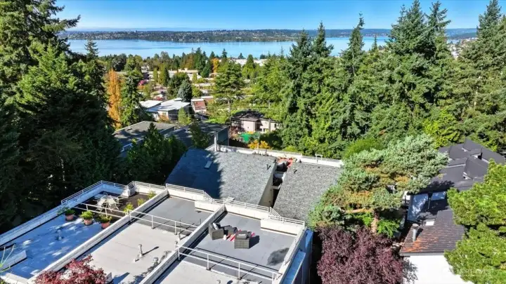 Amazing Lake Washington views