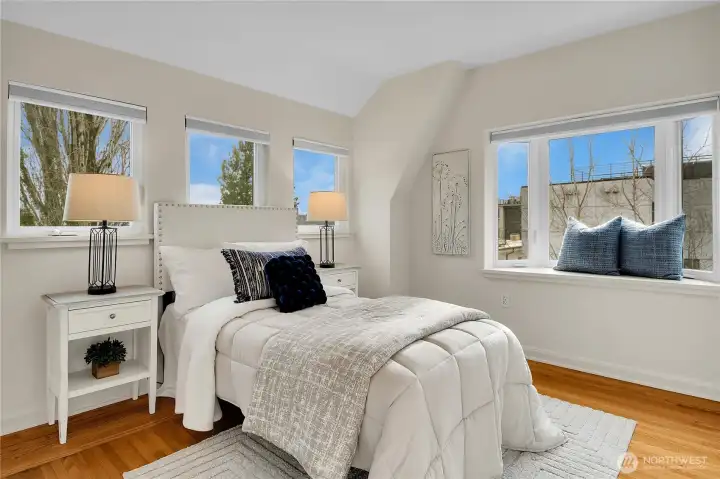 2nd Guest bedroom located upstairs