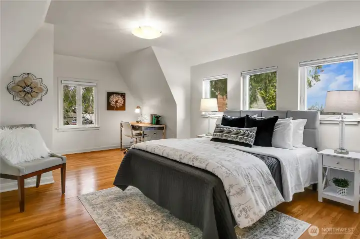 3rd guest bedroom located upstairs