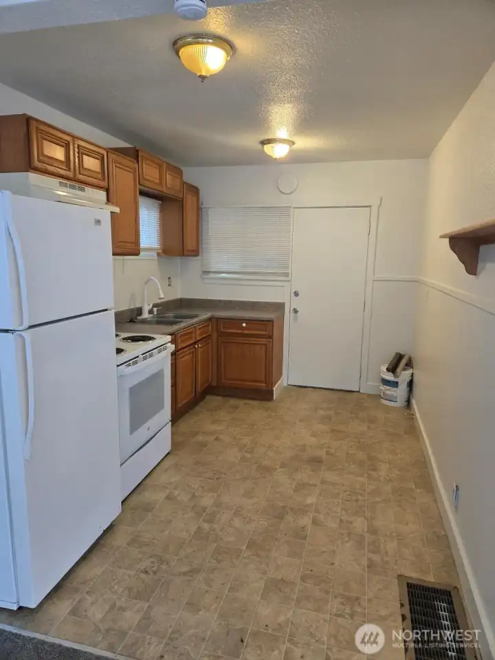 218 unit prior to tenant move in