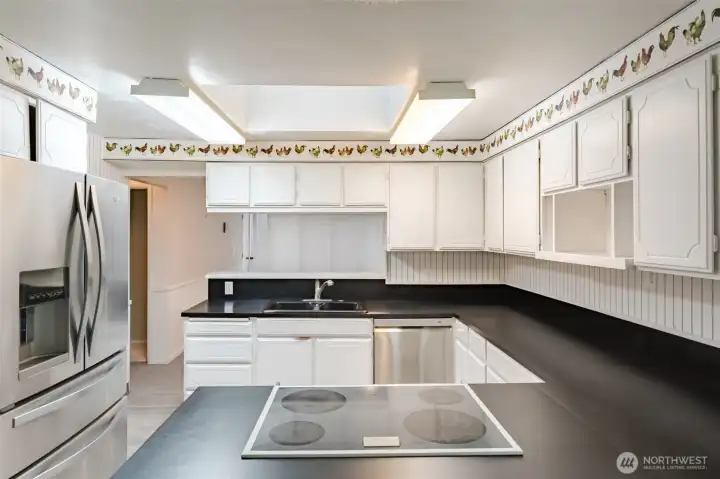 Kitchen plus Appliances