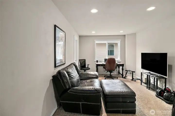 Bedroom / Rec Room