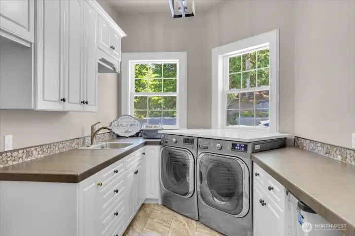 Laundry on Main