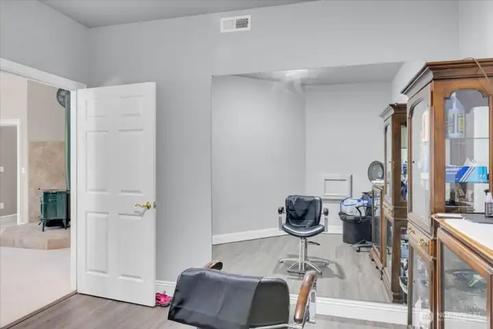 Extra room next to flex space.