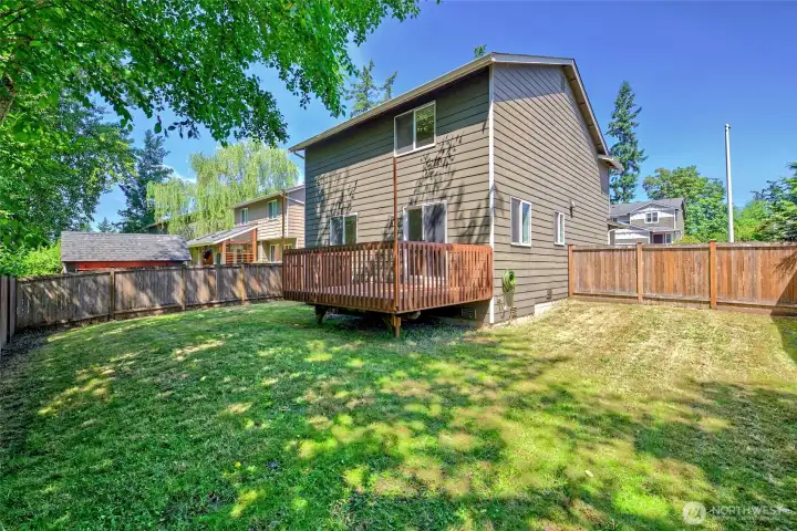 Generous Backyard! Generous Backyard!