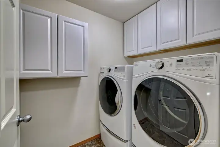 Dedicated Laundry Room with plenty of storage and floor space. Washer and Dryer stay Dedicated Laundry Room with plenty of storage and floor space. Washer and Dryer stay