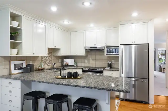 Kitchen with stainless steel appliances & island