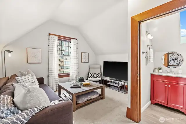 3rd Floor Den with 3/4 bath