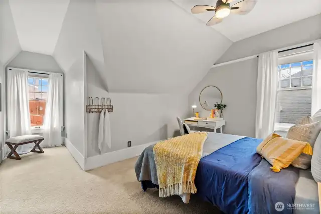 5th bedroom. Third Floor