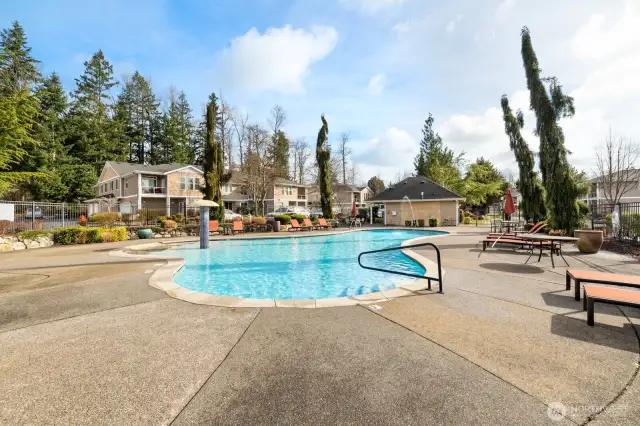 Enjoy a quick dip into the pool or sunbathing and a hot tub just across the street.