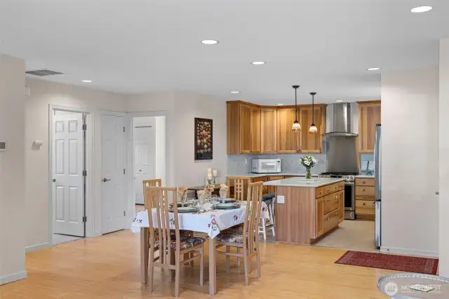 Look at this high end kitchen! New lighting throughout!