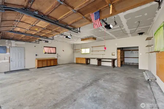 Look at all of this space in the detached garage