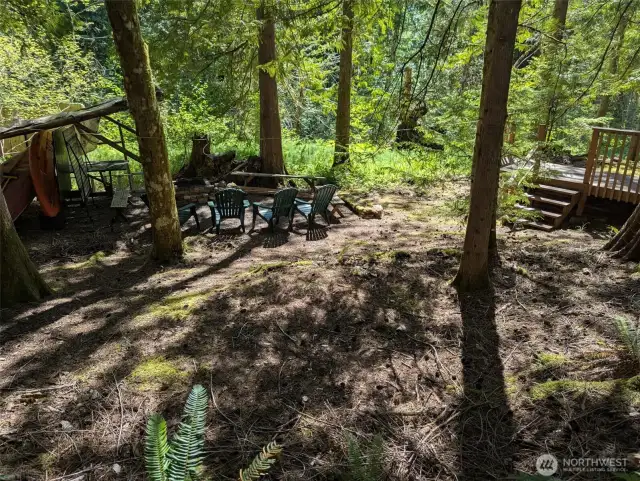 Just minutes to the stunning Olympic National Forest, whether you're dreaming of a recreational retreat or future home, this lot offers the perfect escape.