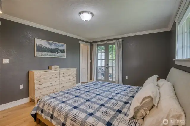 Primary Bedroom, cont