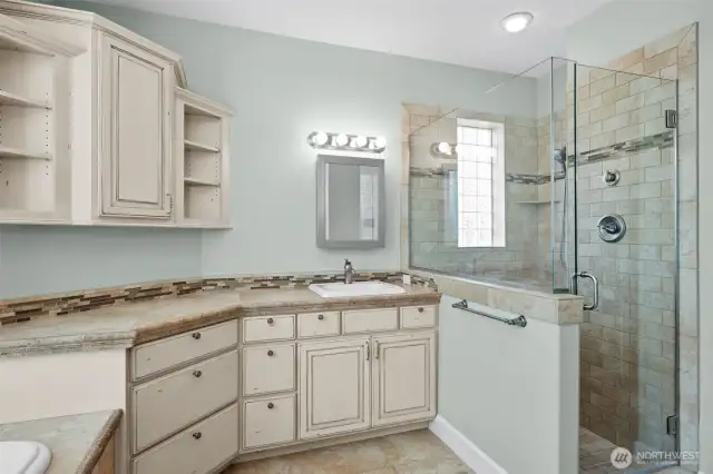 Primary bath