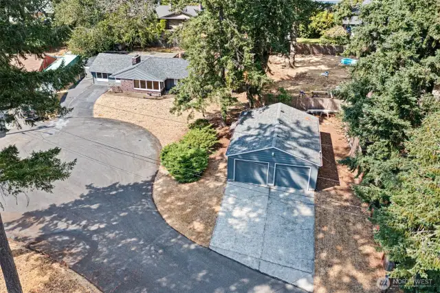 Home sits on an extra large 13,000 sqft lot, with a huge detached garage! (26' x 34')