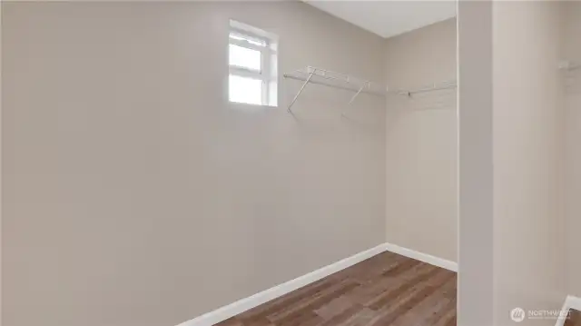 Master Closet 2