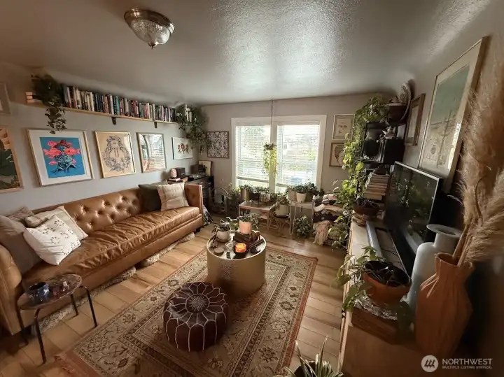 Unit B Living Room Unit B Living Room