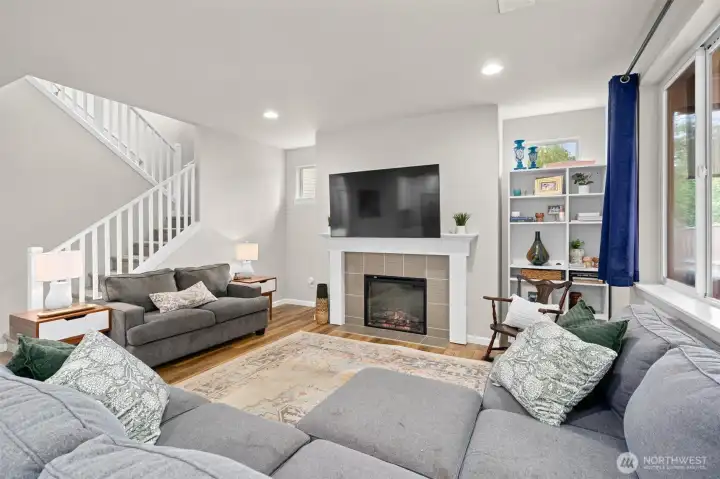 Living room right off the kitchen. Living room right off the kitchen.
