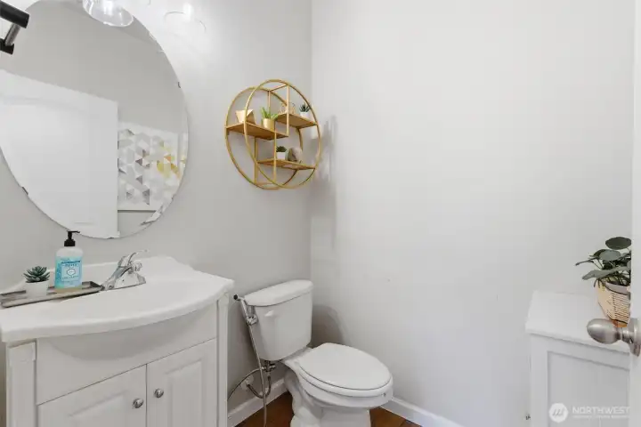 Powder room. Powder room.