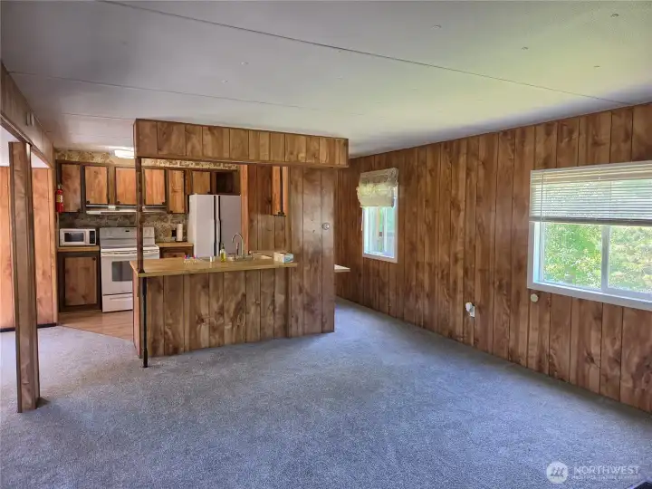 Kitchen with small breakfast bar
