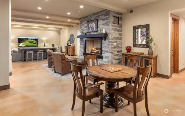 Game /Craft Table
